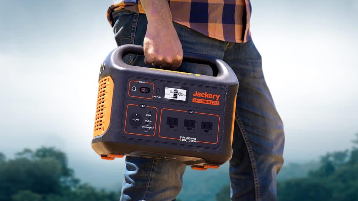 Save $450 on a new Jackery 1000 portable power station